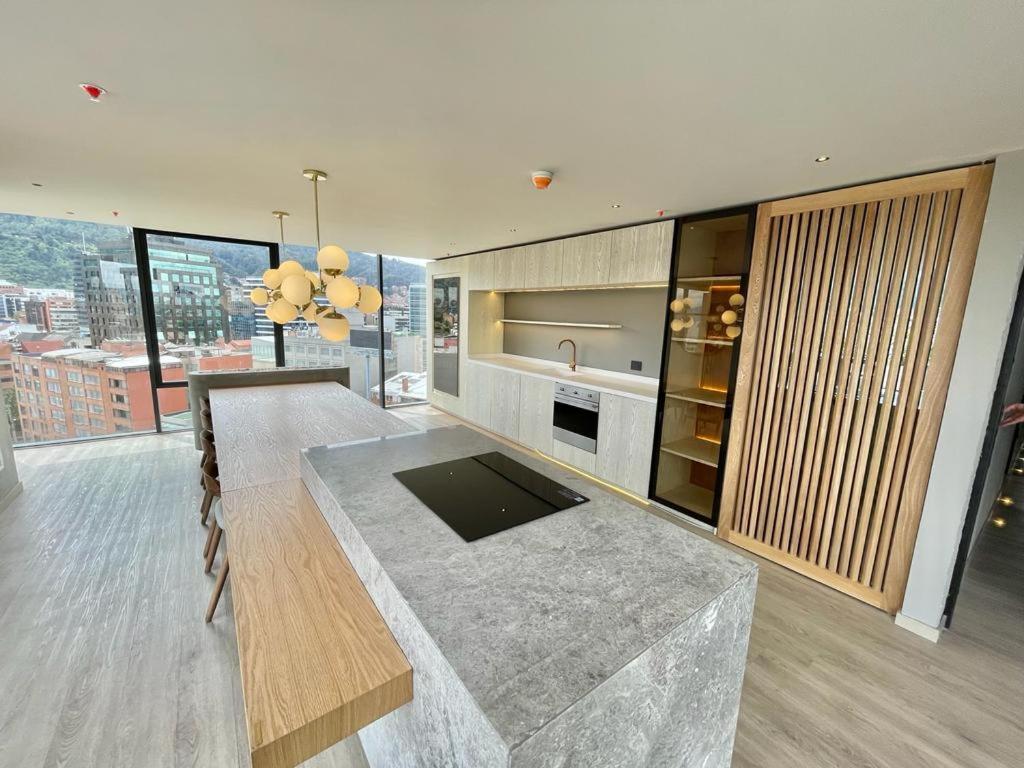 Icon 100 Luxury Apartasuites Bogota Luaran gambar